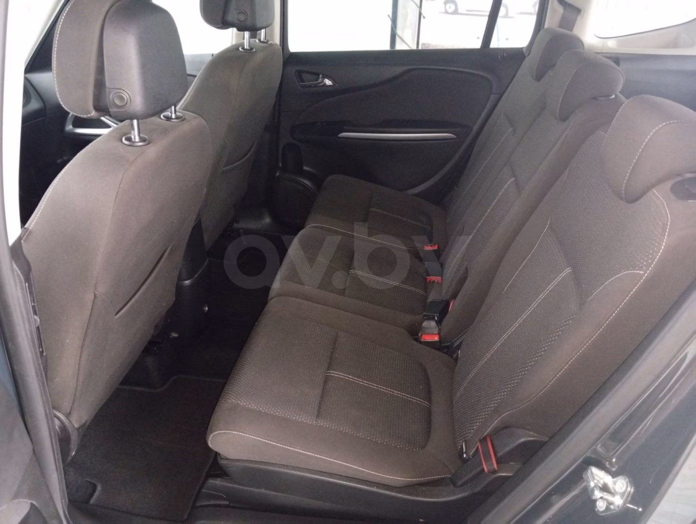 Opel Zafira фото 17