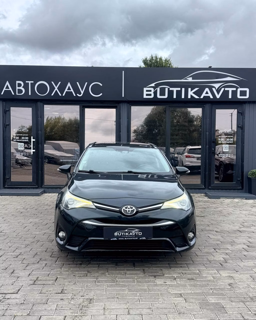Toyota Avensis фото 2