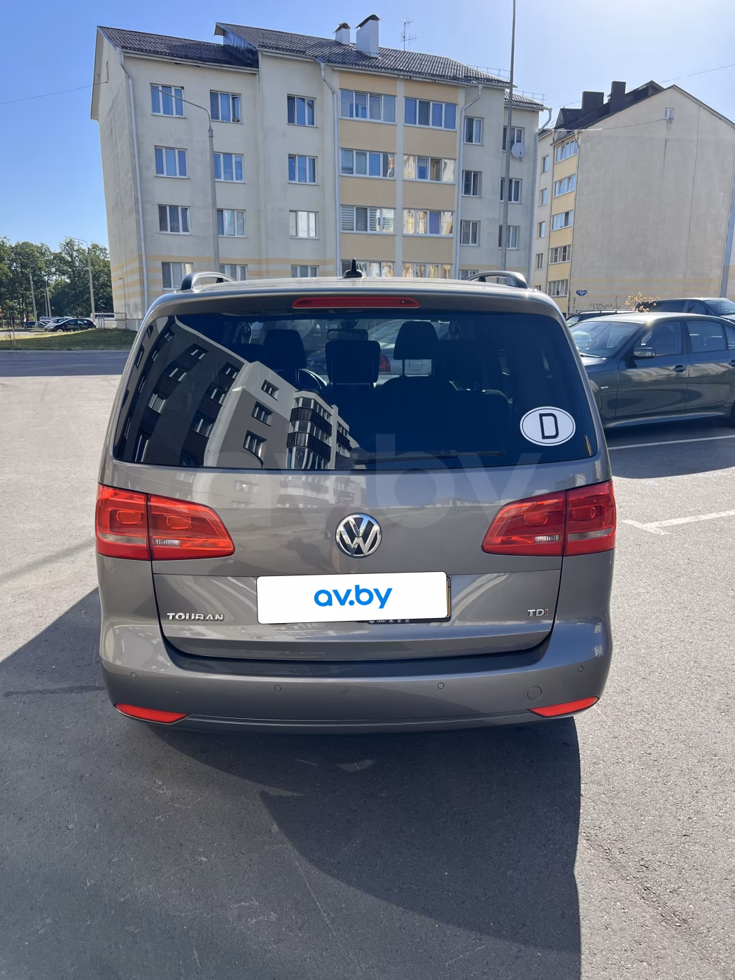 Volkswagen Touran фото 2