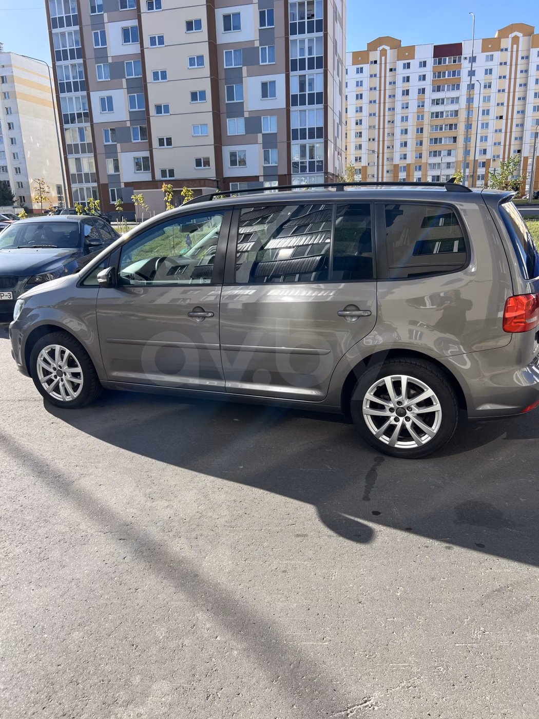 Volkswagen Touran фото 8