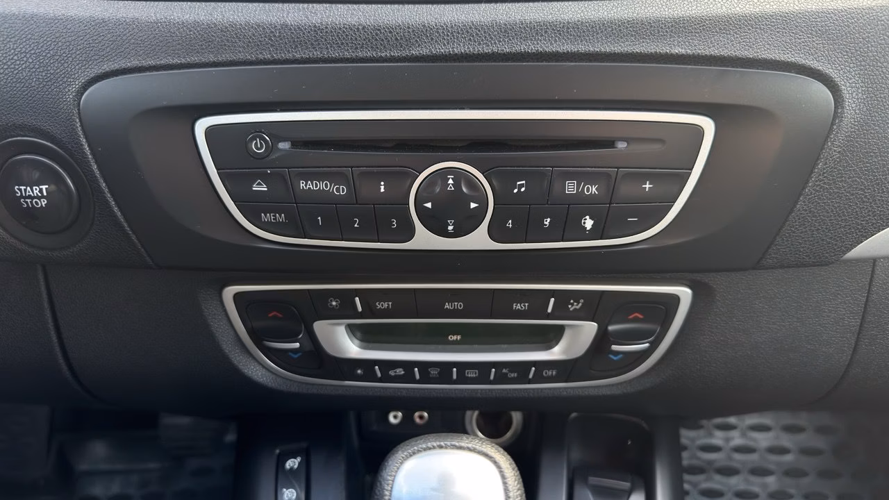 Renault Scenic фото 13