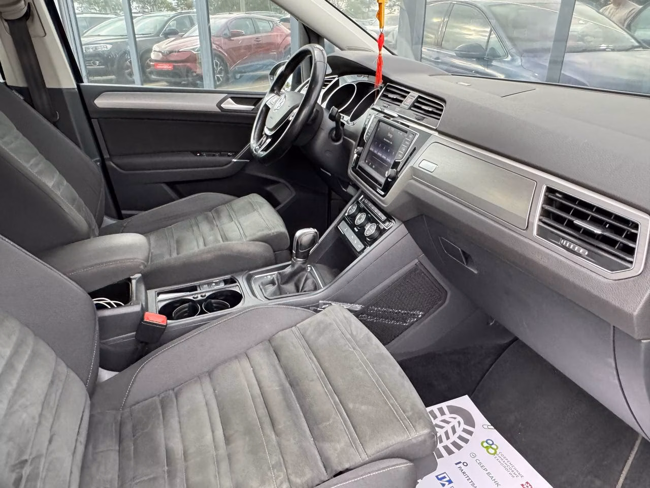 Volkswagen Touran фото 19