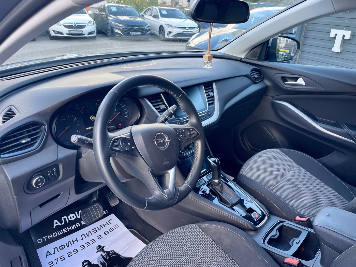 Opel Grandland X фото 8