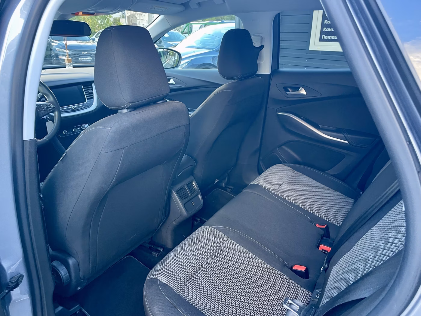 Opel Grandland X фото 12
