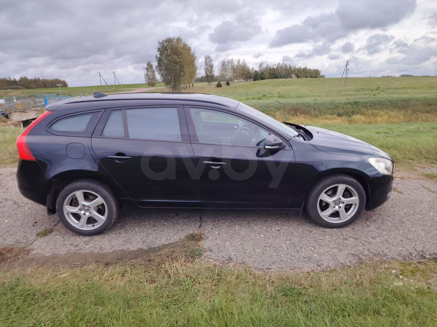 Volvo V60 фото 4