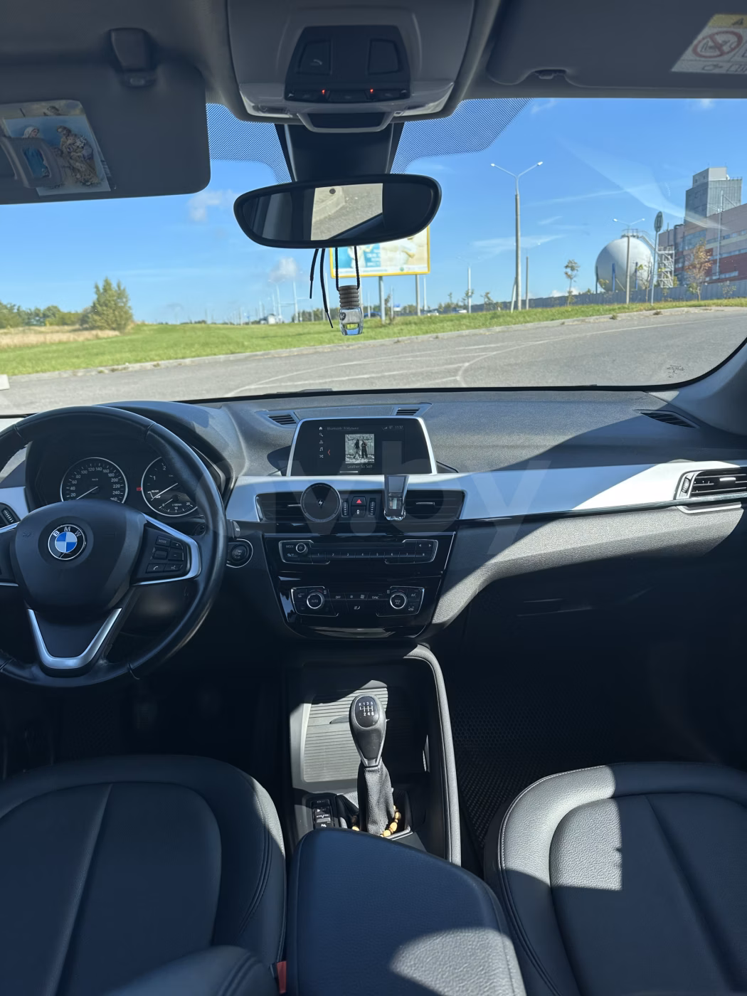 BMW X1 фото 12