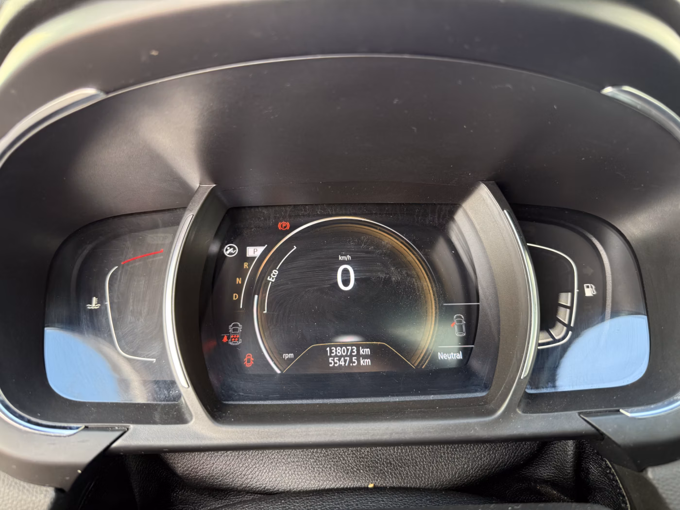 Renault Grand Scenic фото 9