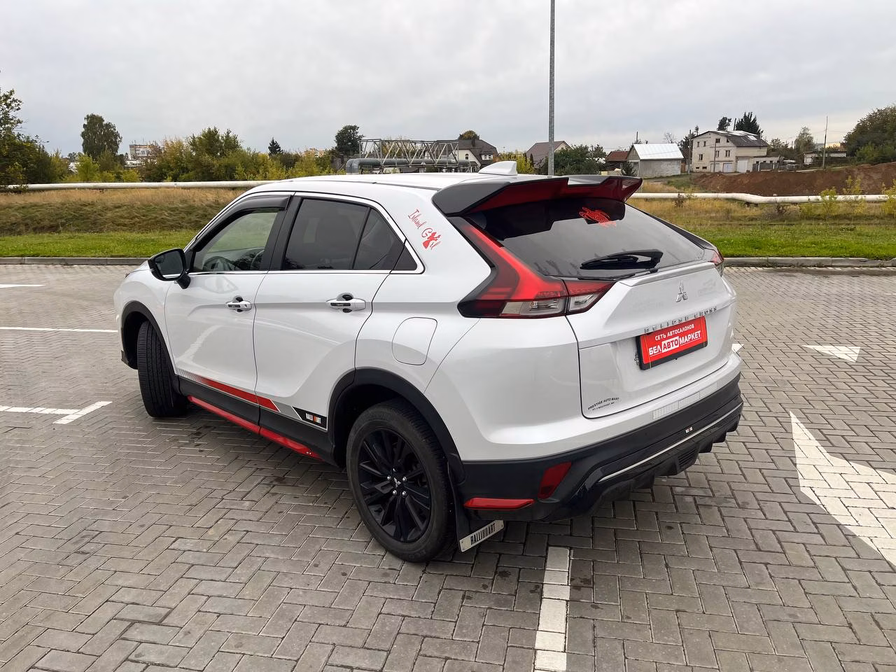 Mitsubishi Eclipse Cross фото 7