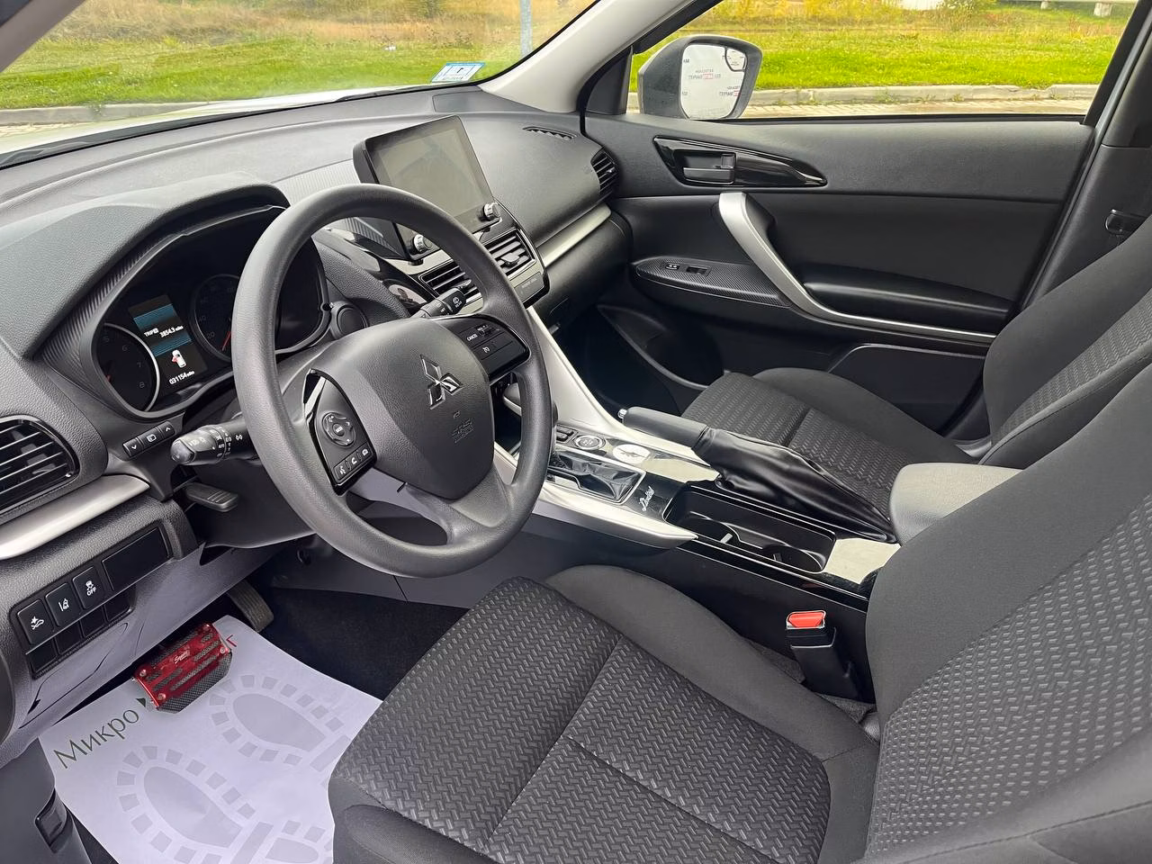 Mitsubishi Eclipse Cross фото 9
