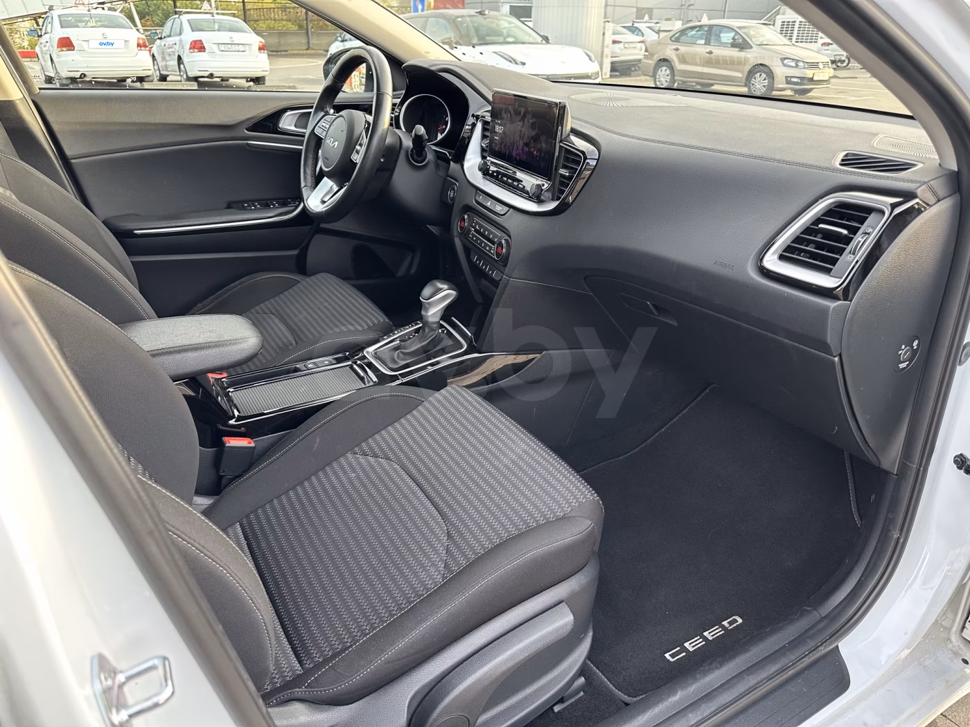 Kia Cee'd фото 10