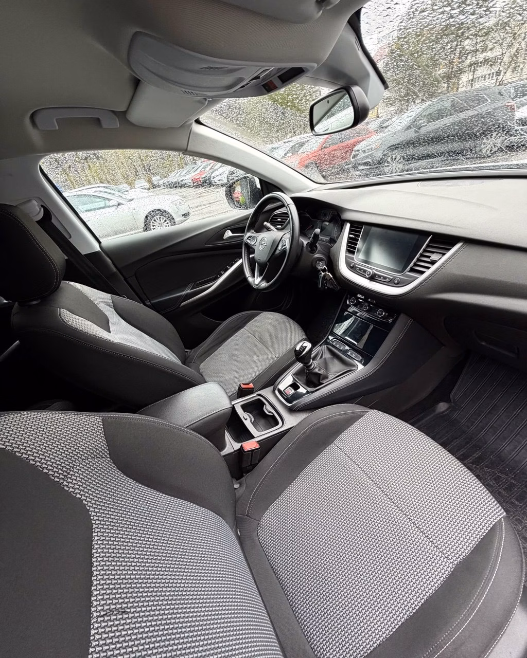 Opel Grandland X фото 12