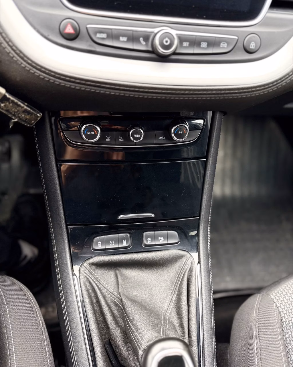 Opel Grandland X фото 19