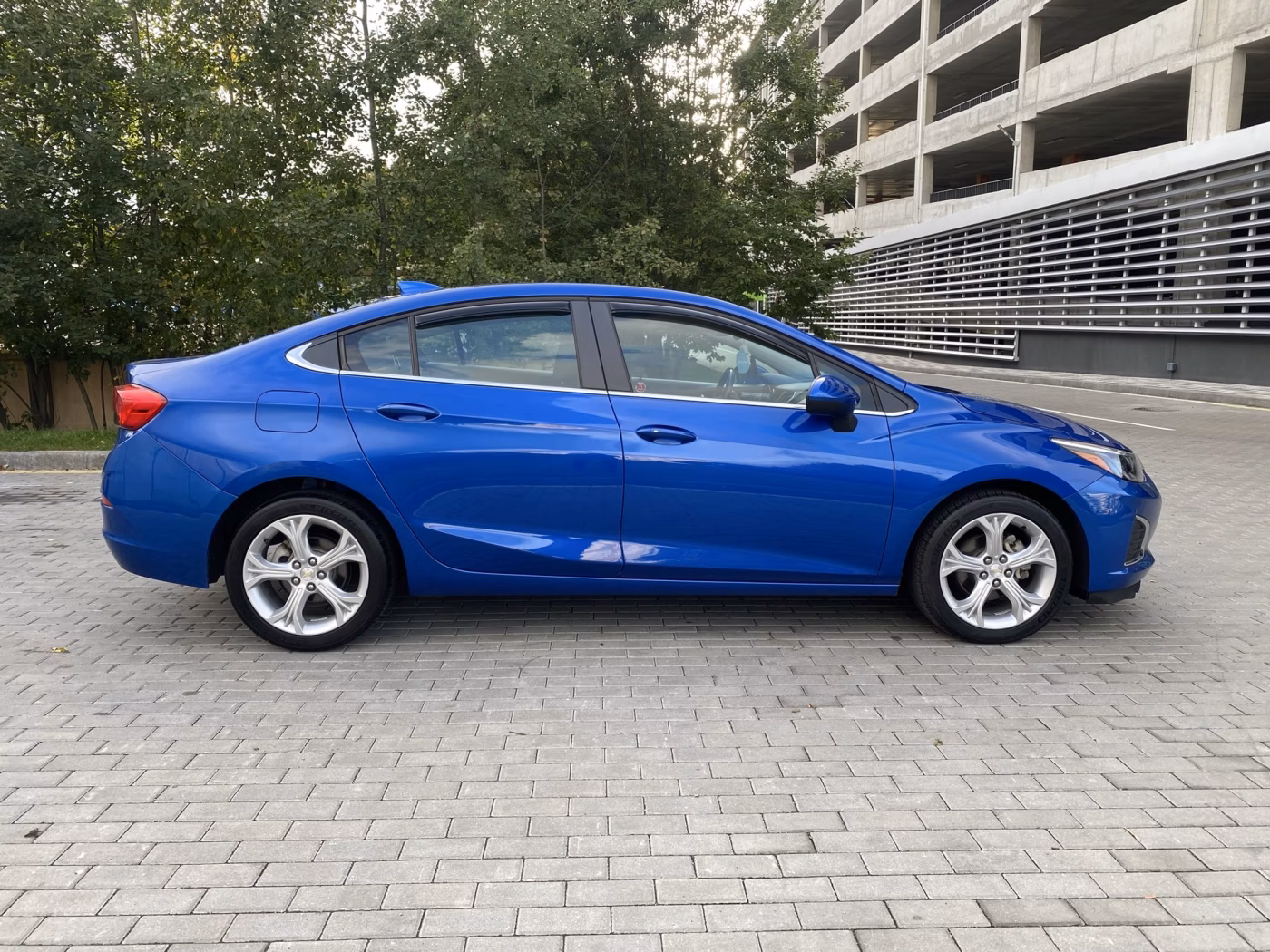 Chevrolet Cruze фото 5