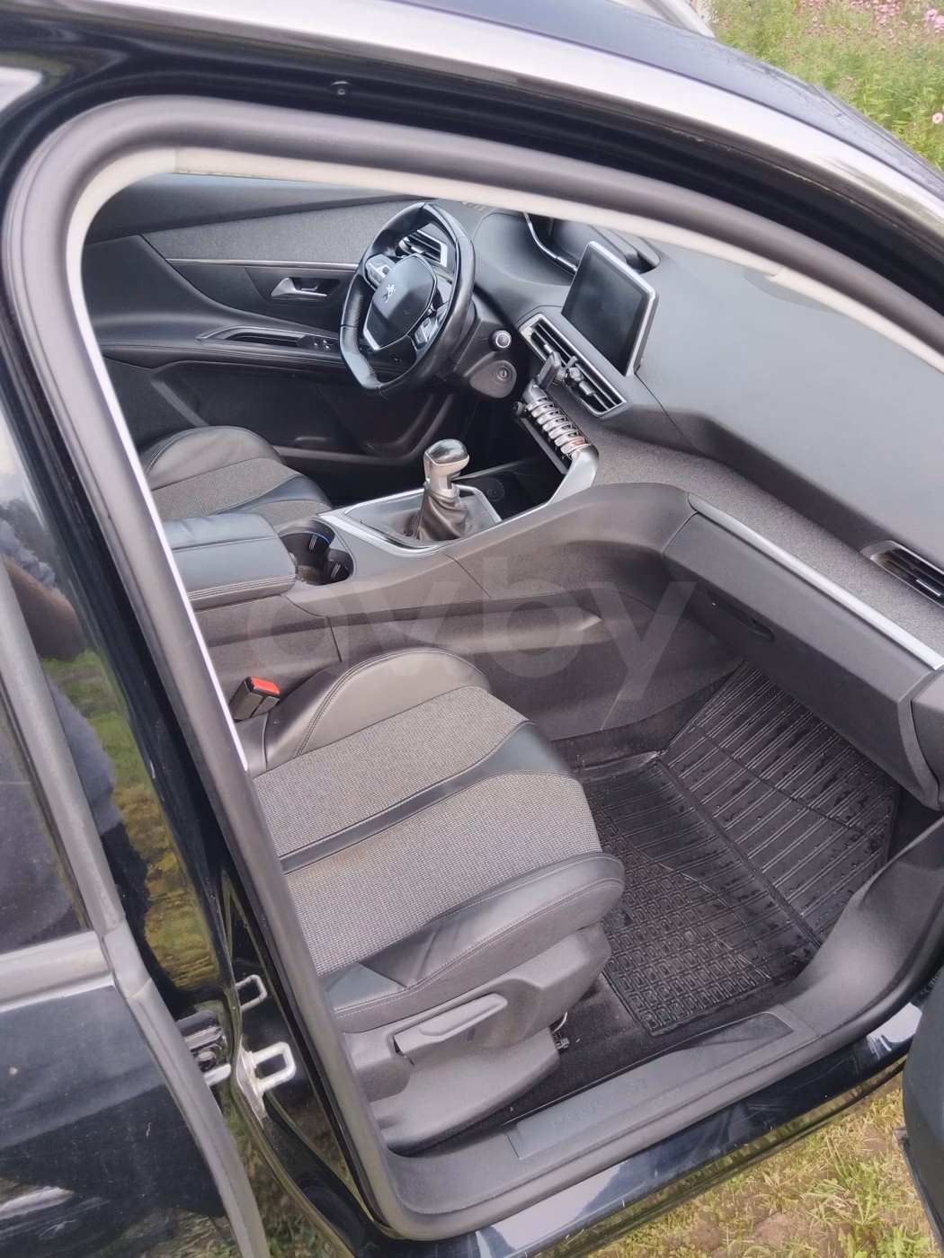 Peugeot 5008 фото 6