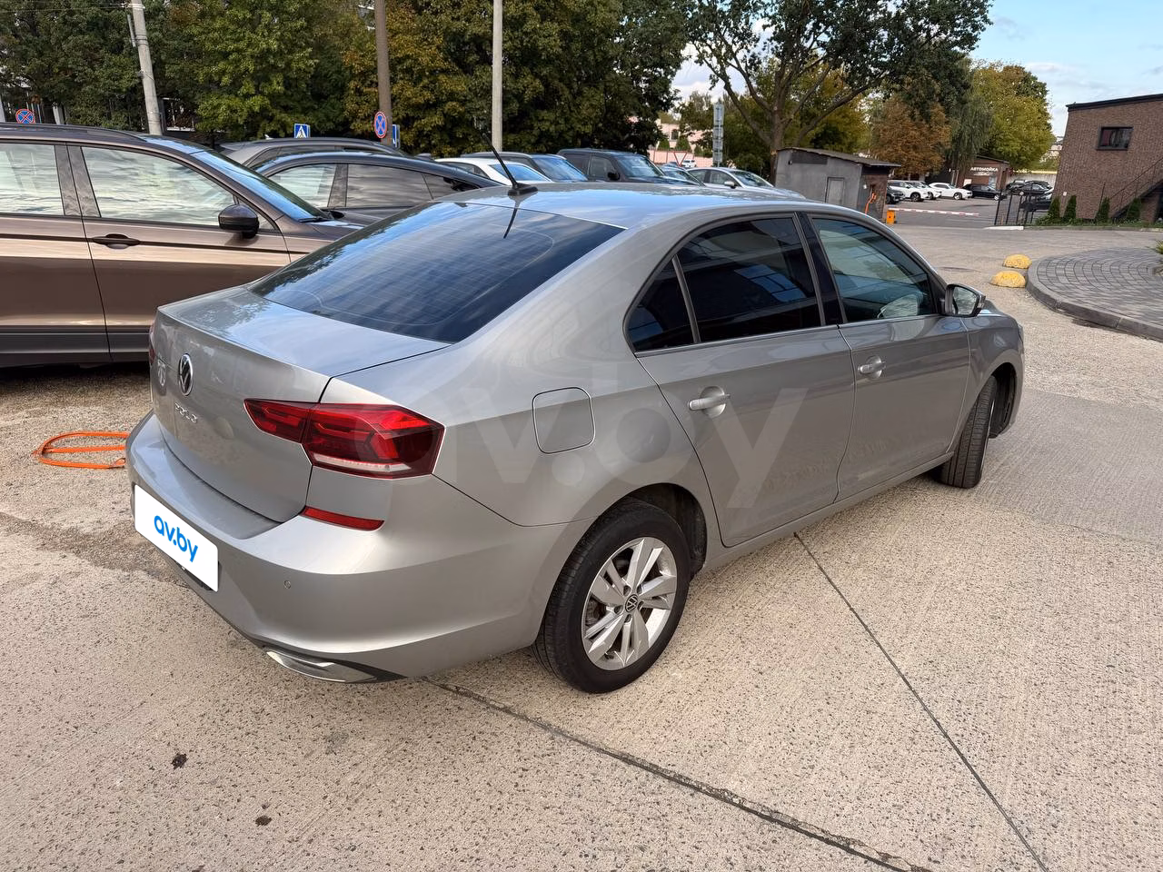 Volkswagen Polo Sedan фото 3
