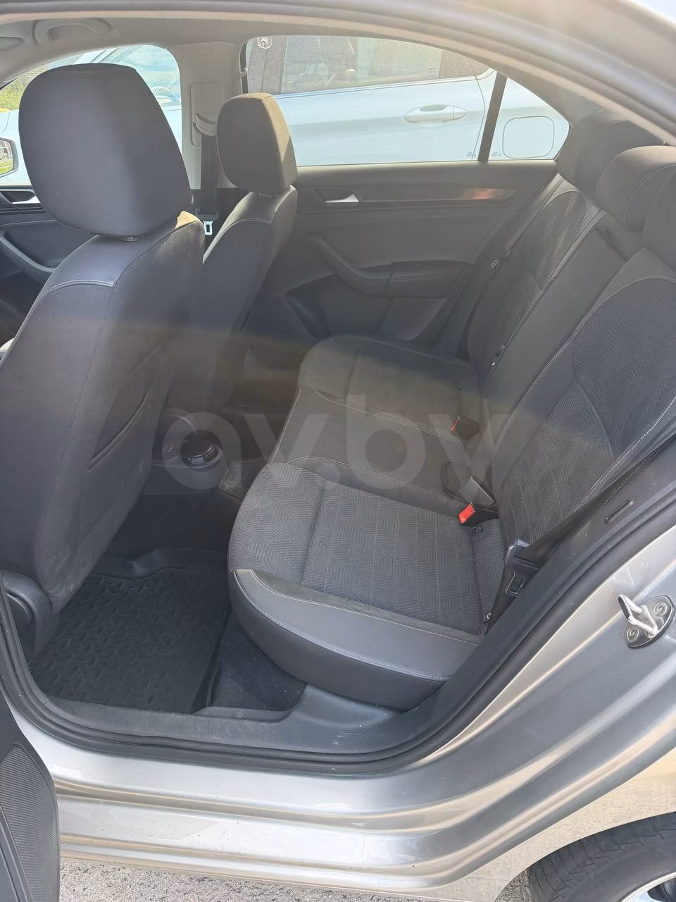 Volkswagen Polo Sedan фото 9