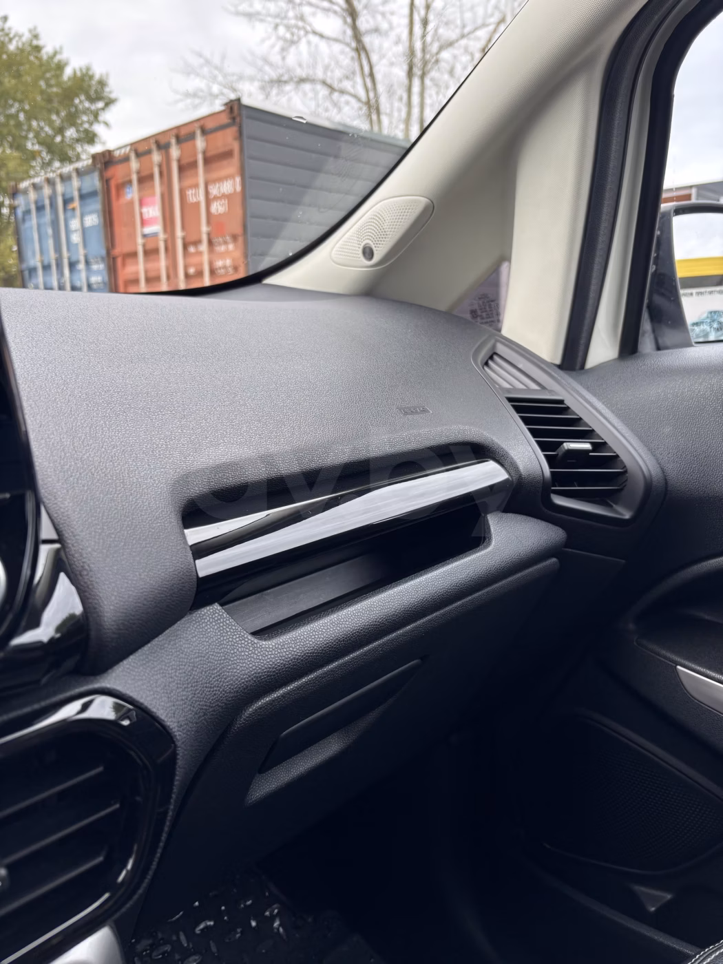 Ford EcoSport фото 12