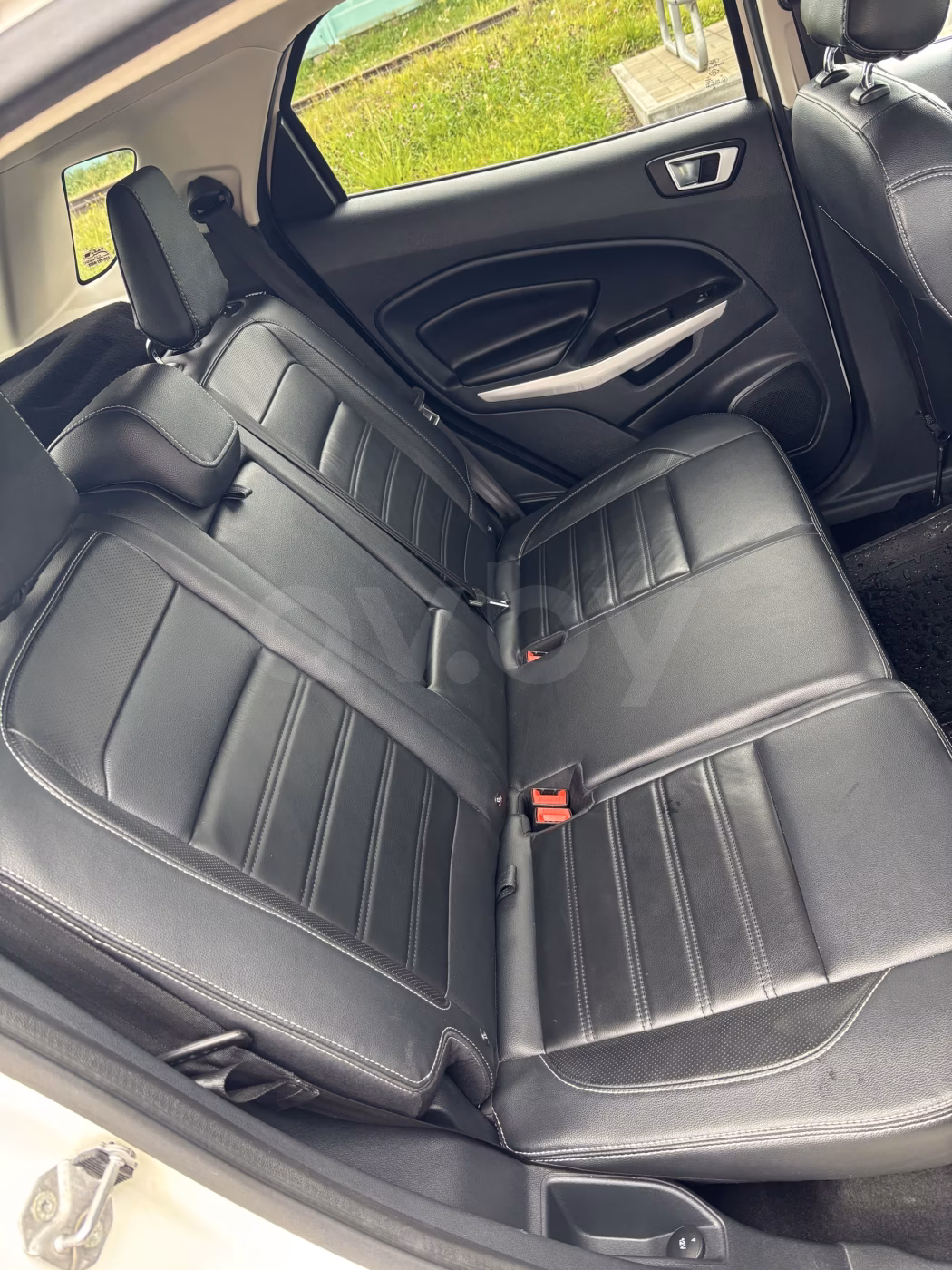 Ford EcoSport фото 13
