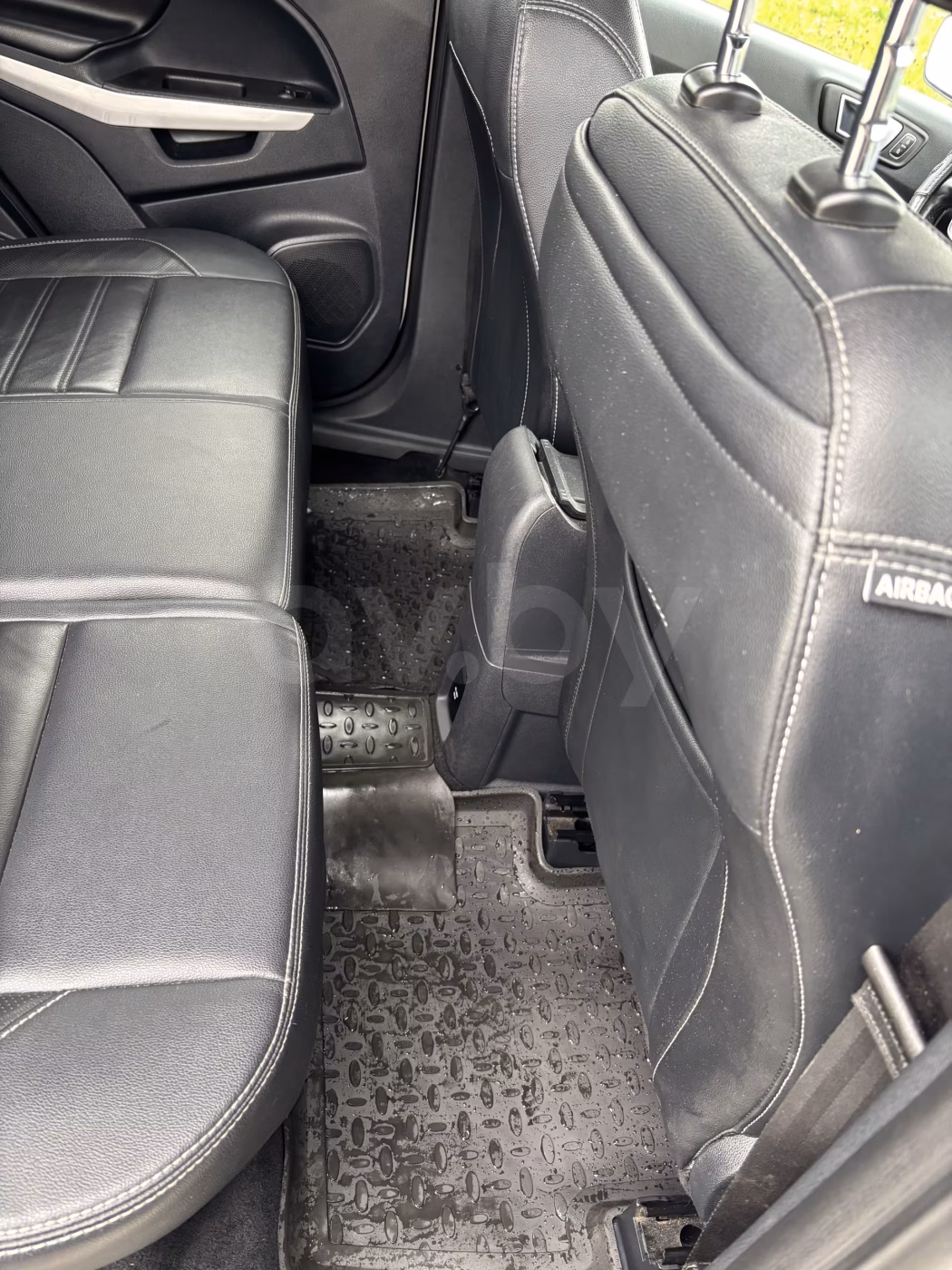 Ford EcoSport фото 18