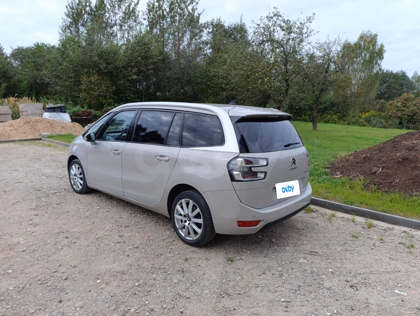 Citroen C4 Grand Spacetourer фото 8