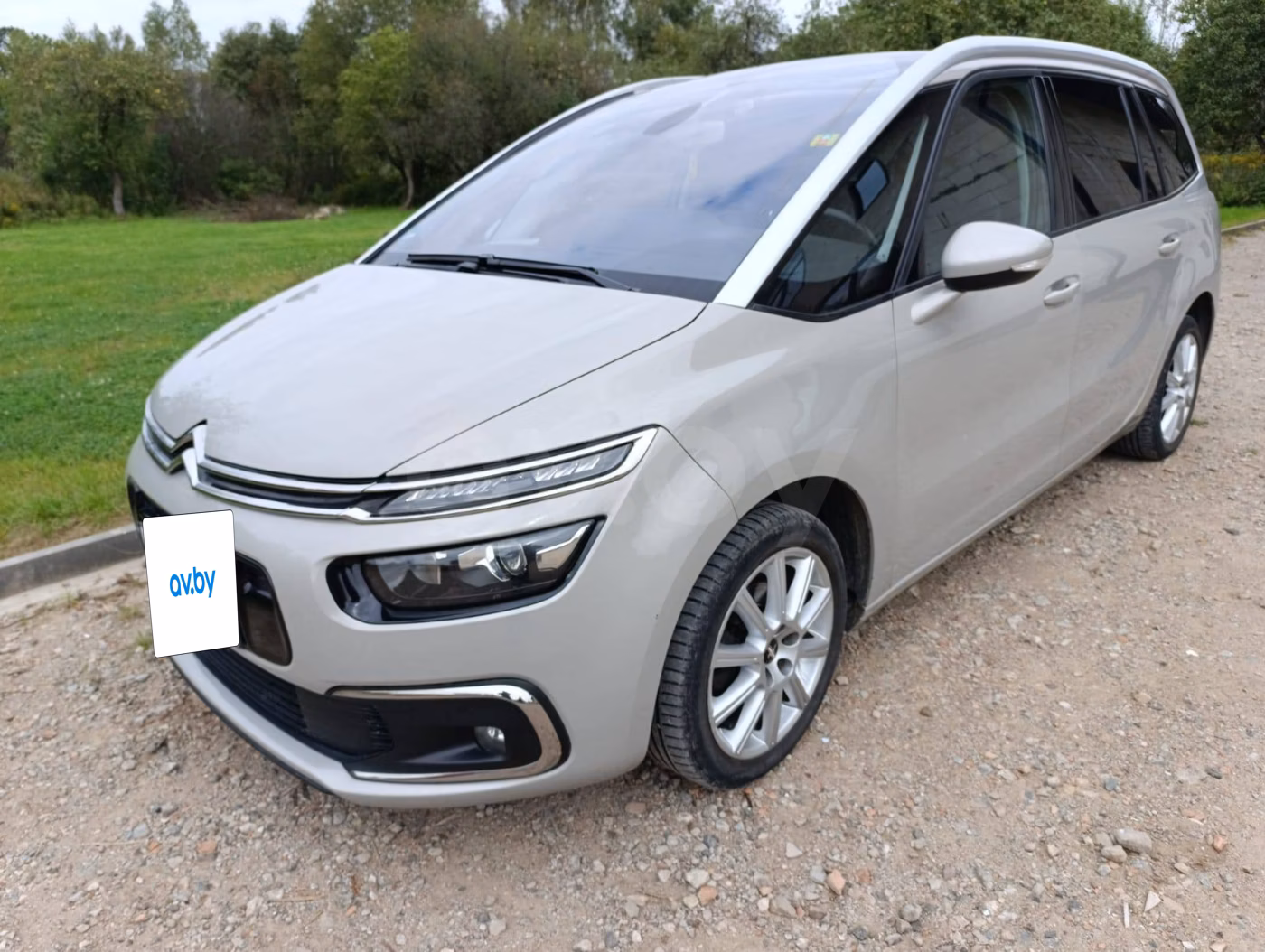 Citroen C4 Grand Spacetourer фото 9