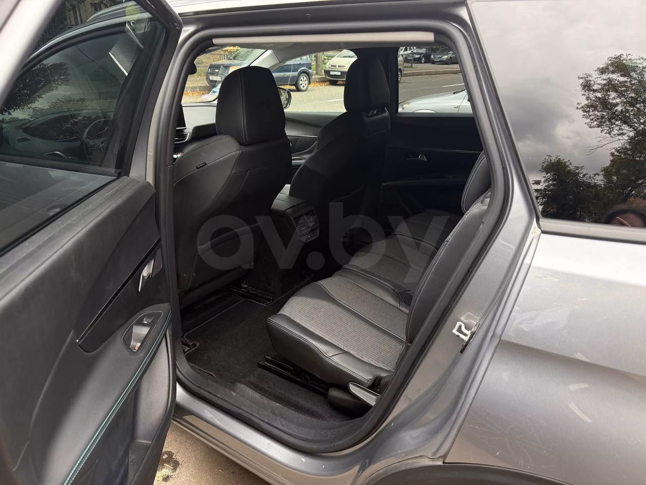 Peugeot 5008 фото 17