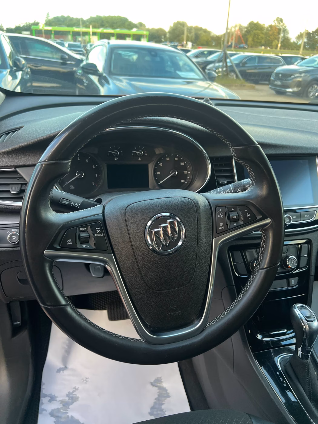 Buick Encore фото 12
