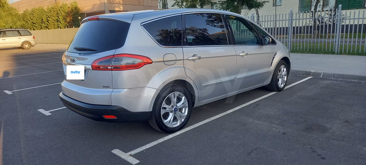 Ford S-MAX фото 4