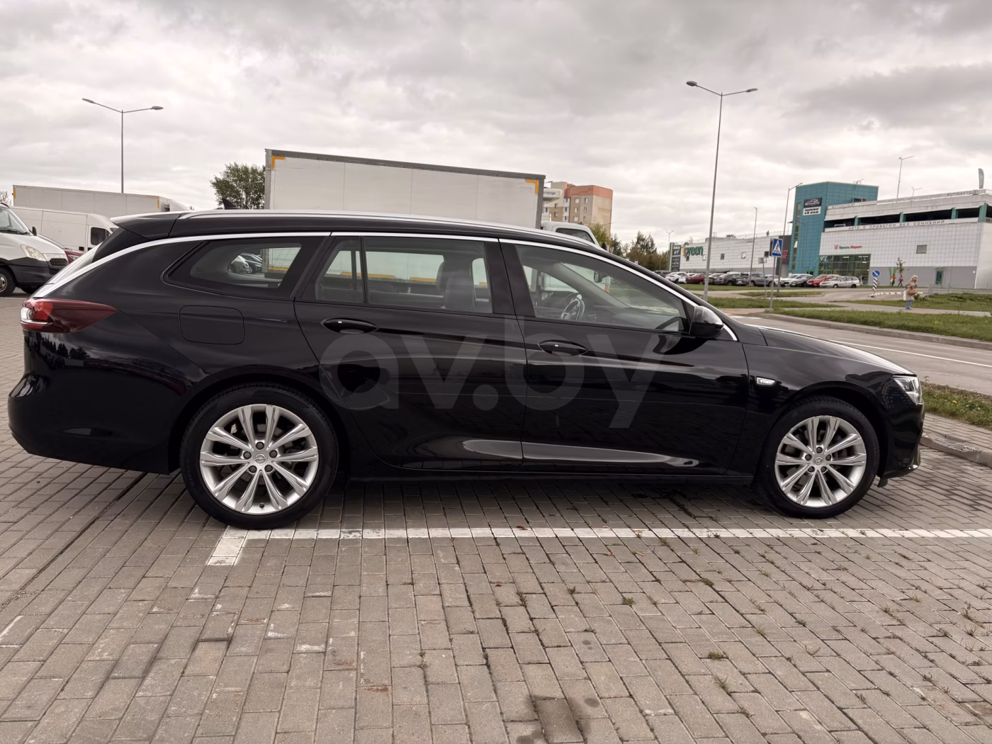 Opel Insignia фото 4