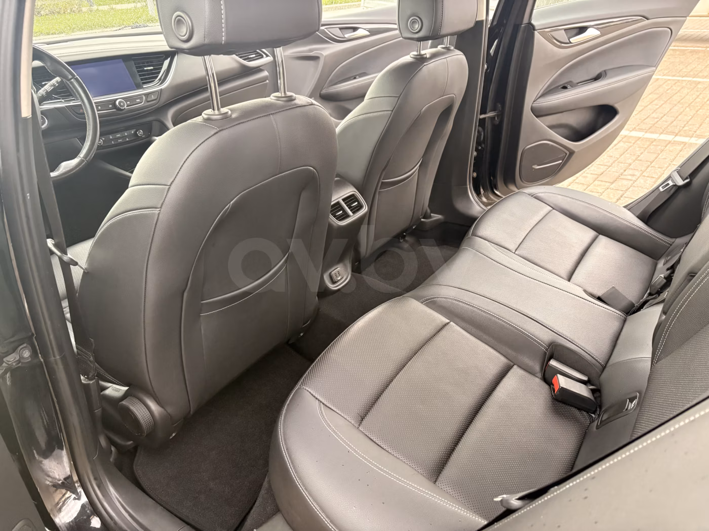 Opel Insignia фото 12
