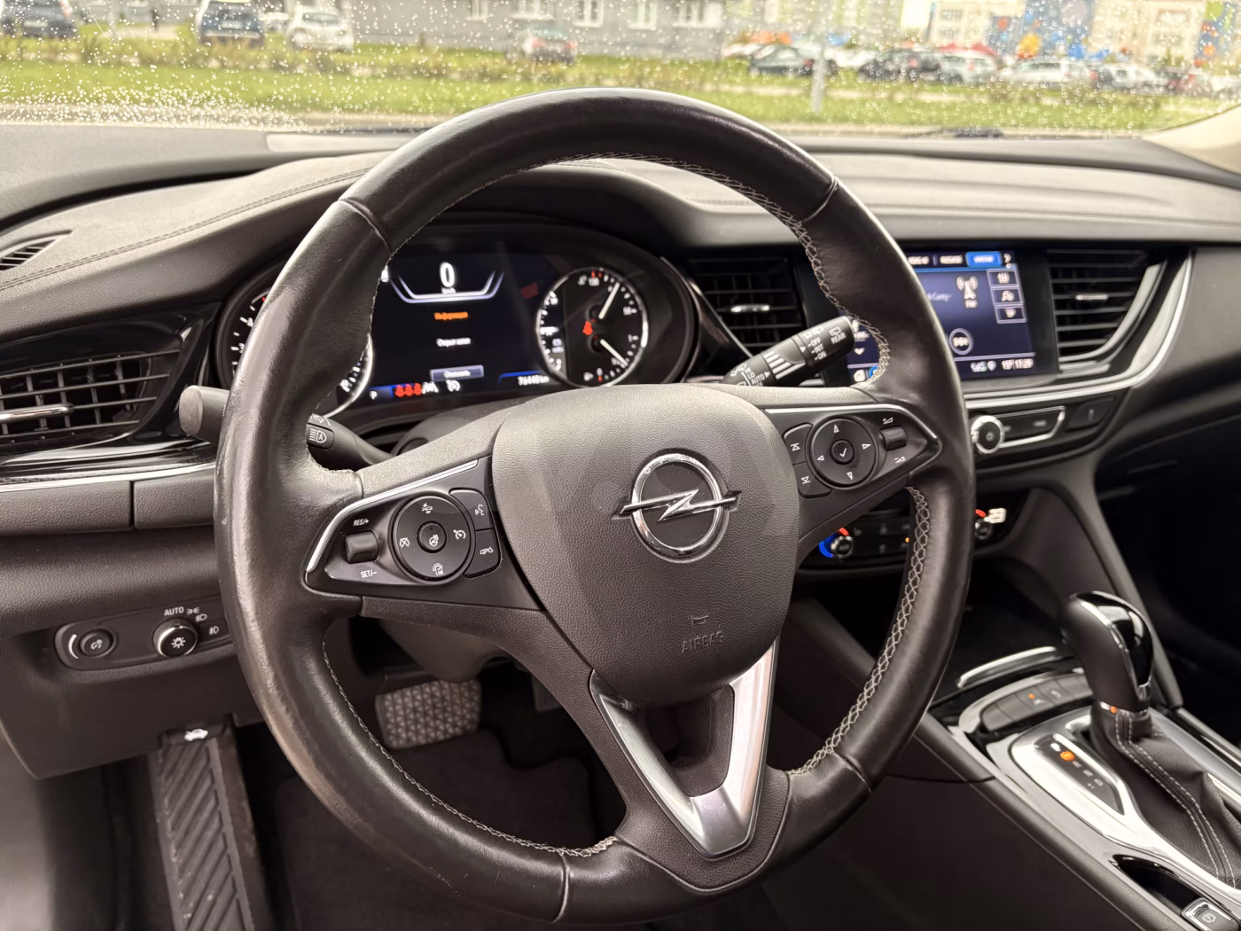 Opel Insignia фото 15