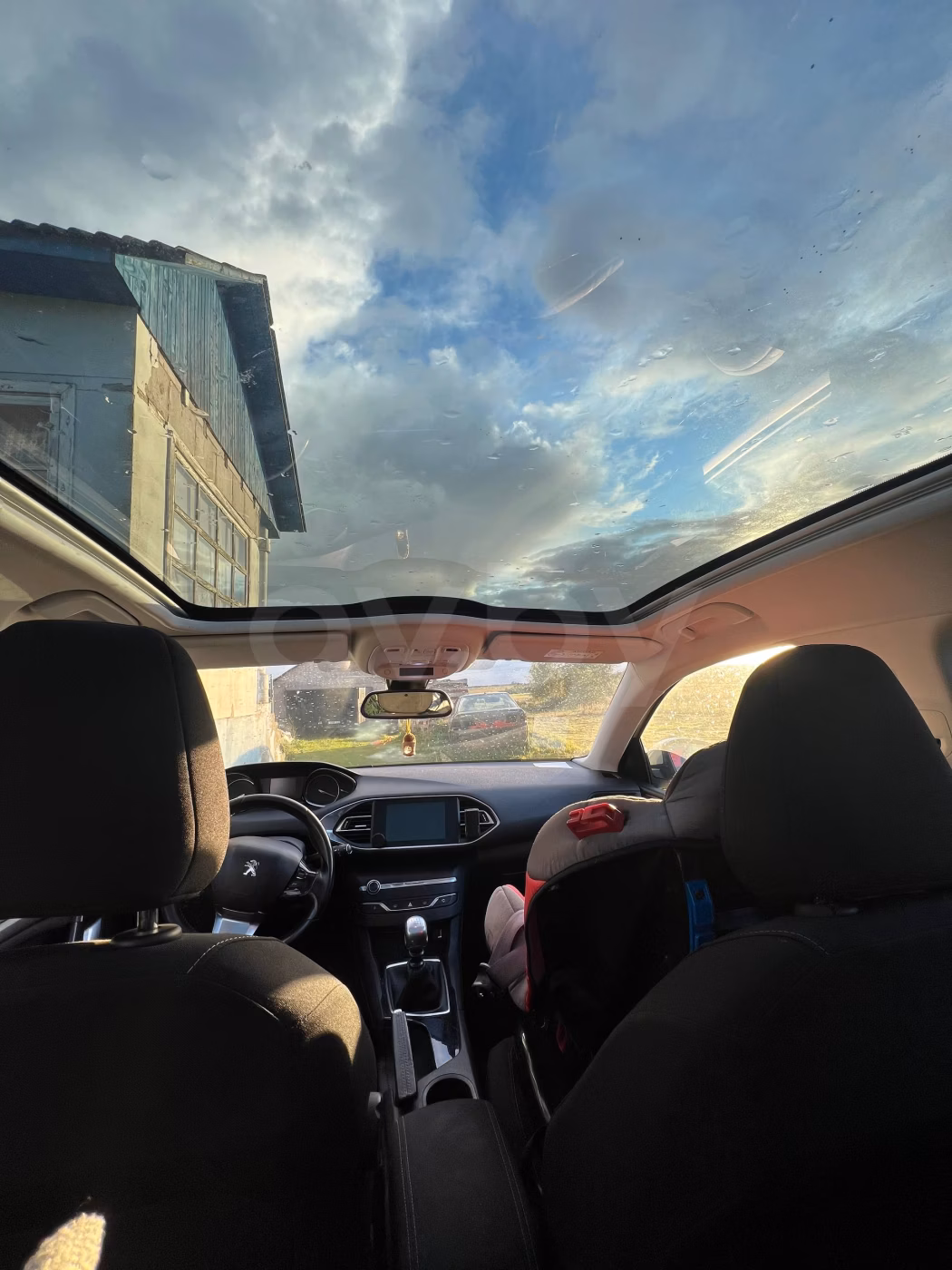 Peugeot 308 фото 8