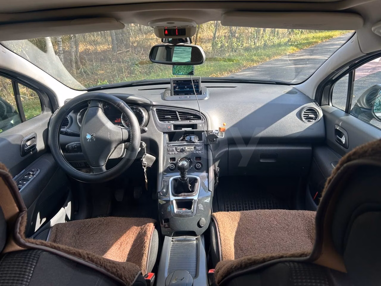 Peugeot 5008 фото 2