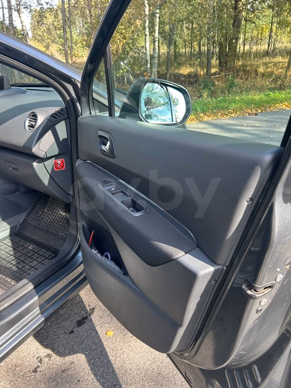 Peugeot 5008 фото 10