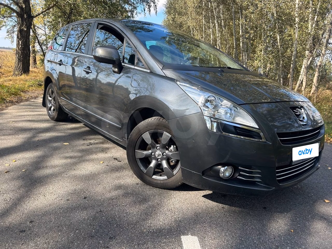 Peugeot 5008 фото 18
