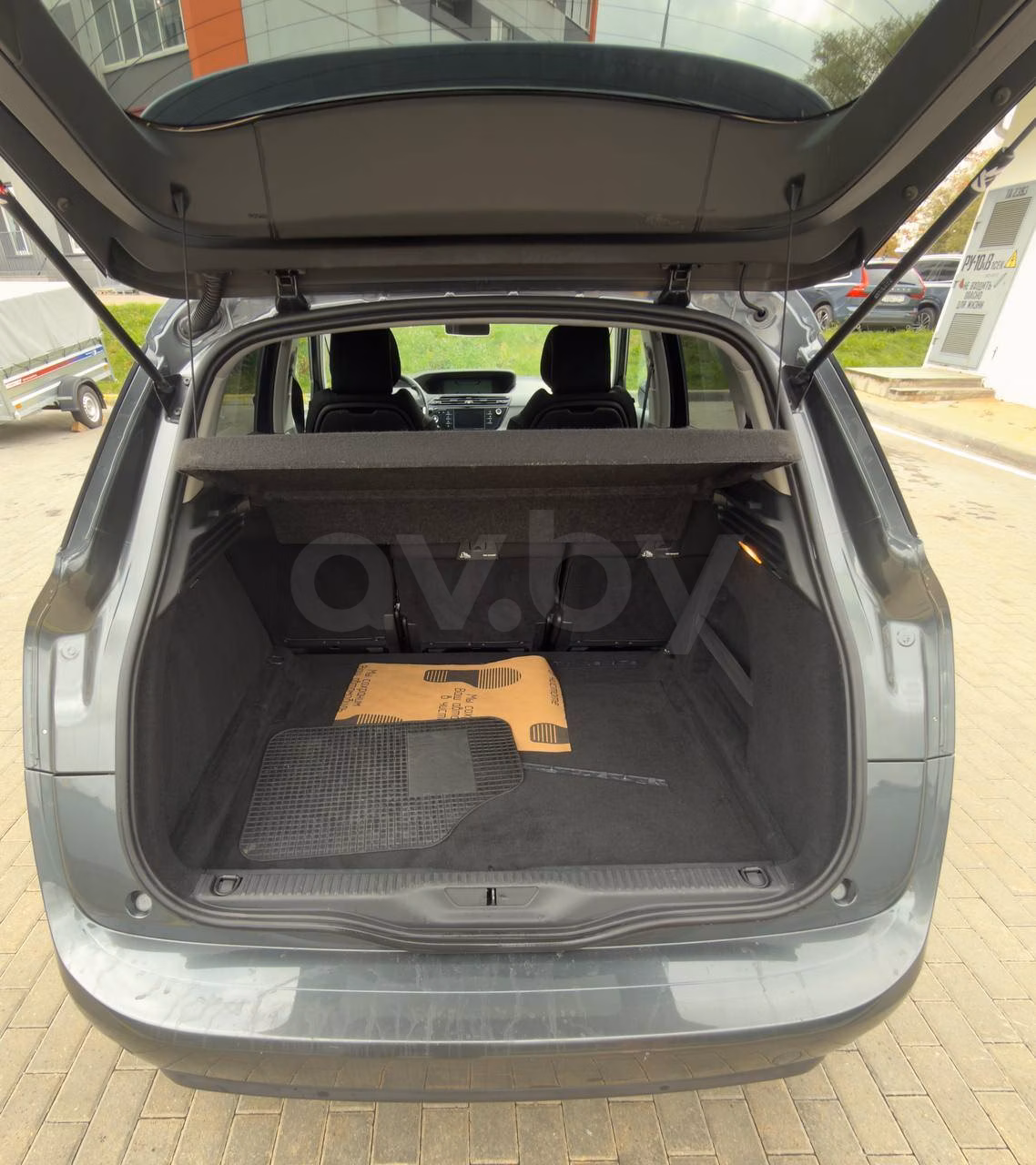 Citroen C4 Picasso фото 8