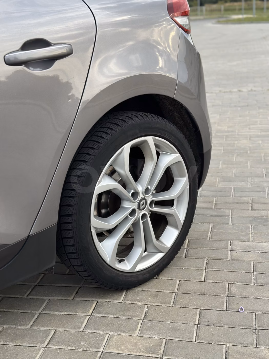 Renault Scenic фото 9