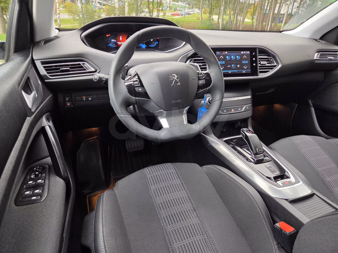 Peugeot 308 фото 19
