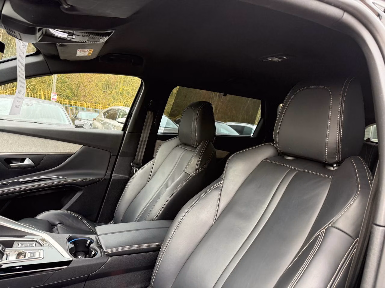 Peugeot 5008 фото 13