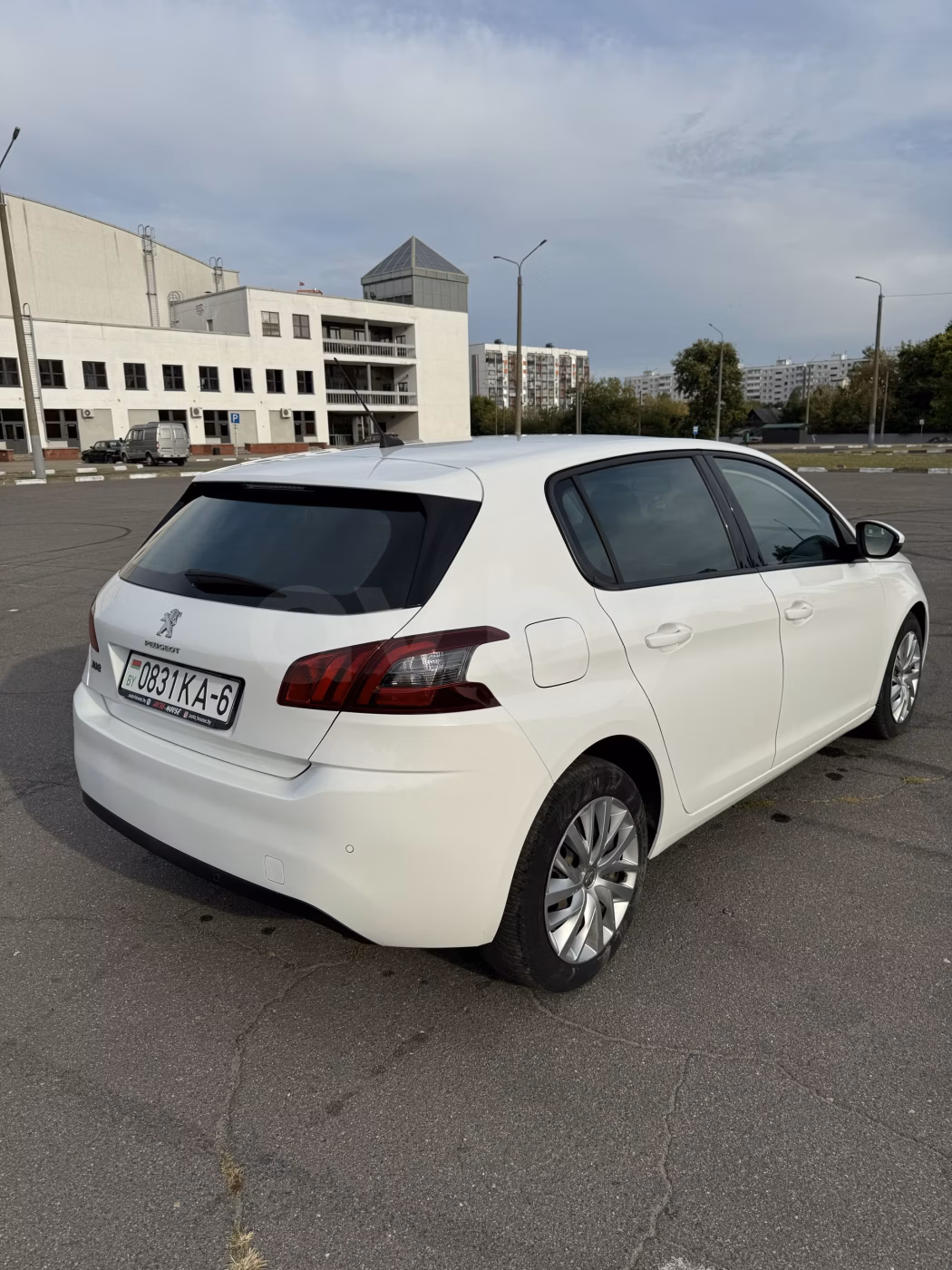 Peugeot 308 фото 4