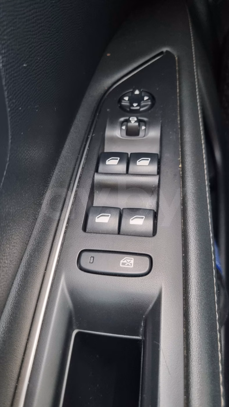 Peugeot 3008 фото 7