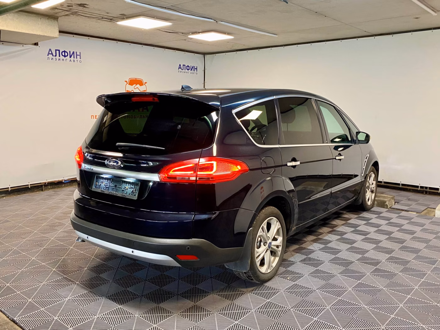 Ford S-MAX фото 3