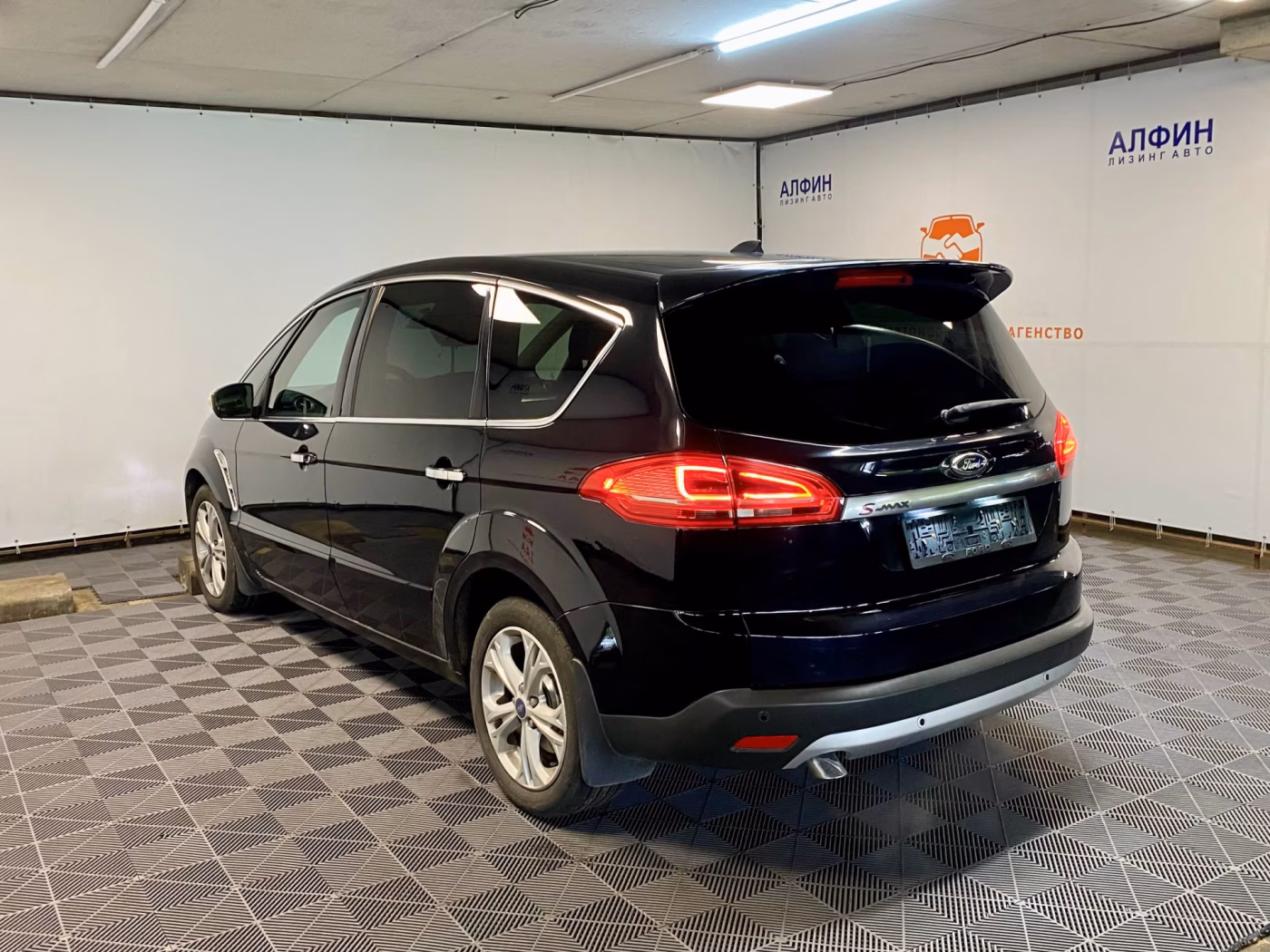 Ford S-MAX фото 4