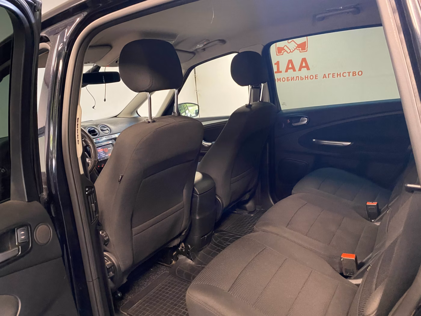 Ford S-MAX фото 6