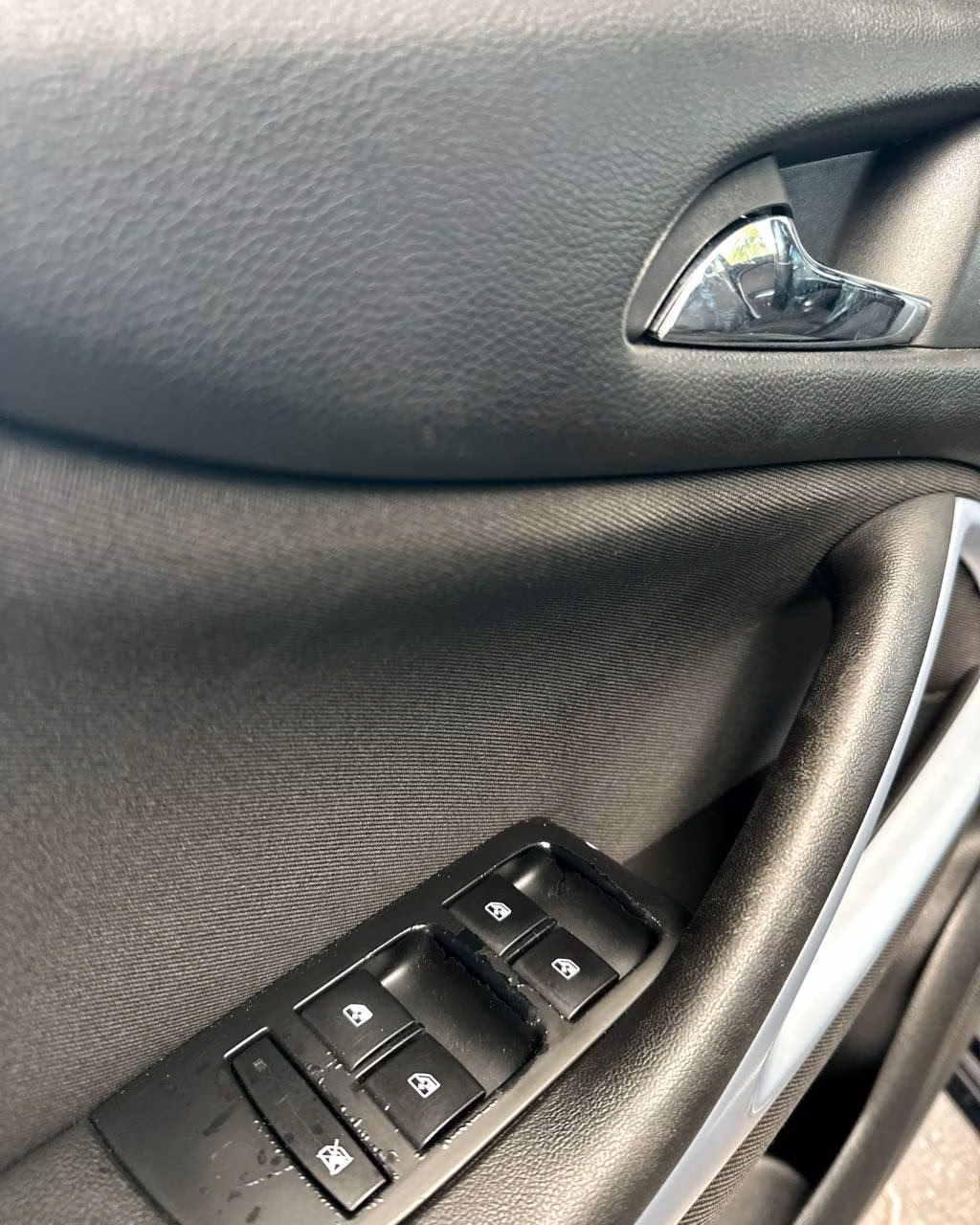 Opel Zafira фото 5