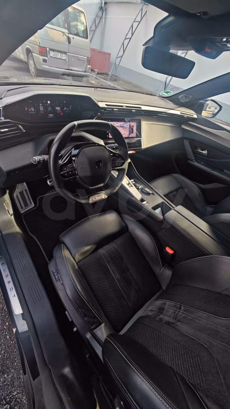 Peugeot 408X фото 16