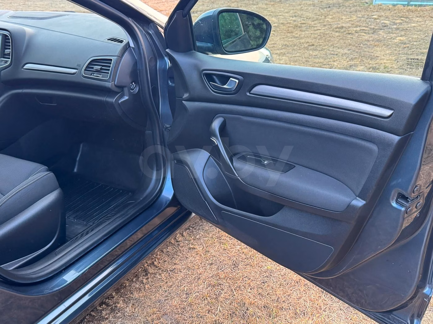 Renault Megane фото 14