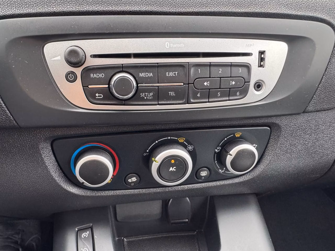 Renault Grand Scenic фото 18