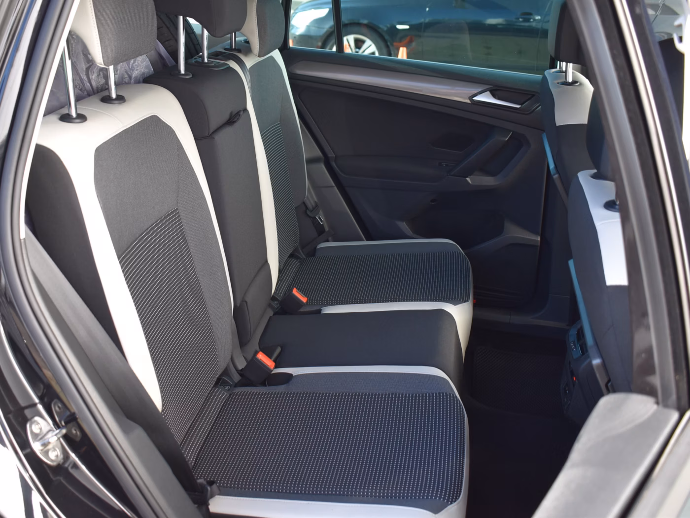 Volkswagen Tiguan фото 11