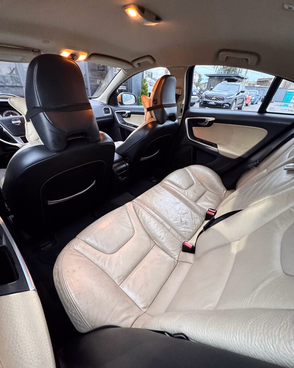 Volvo S60 фото 11